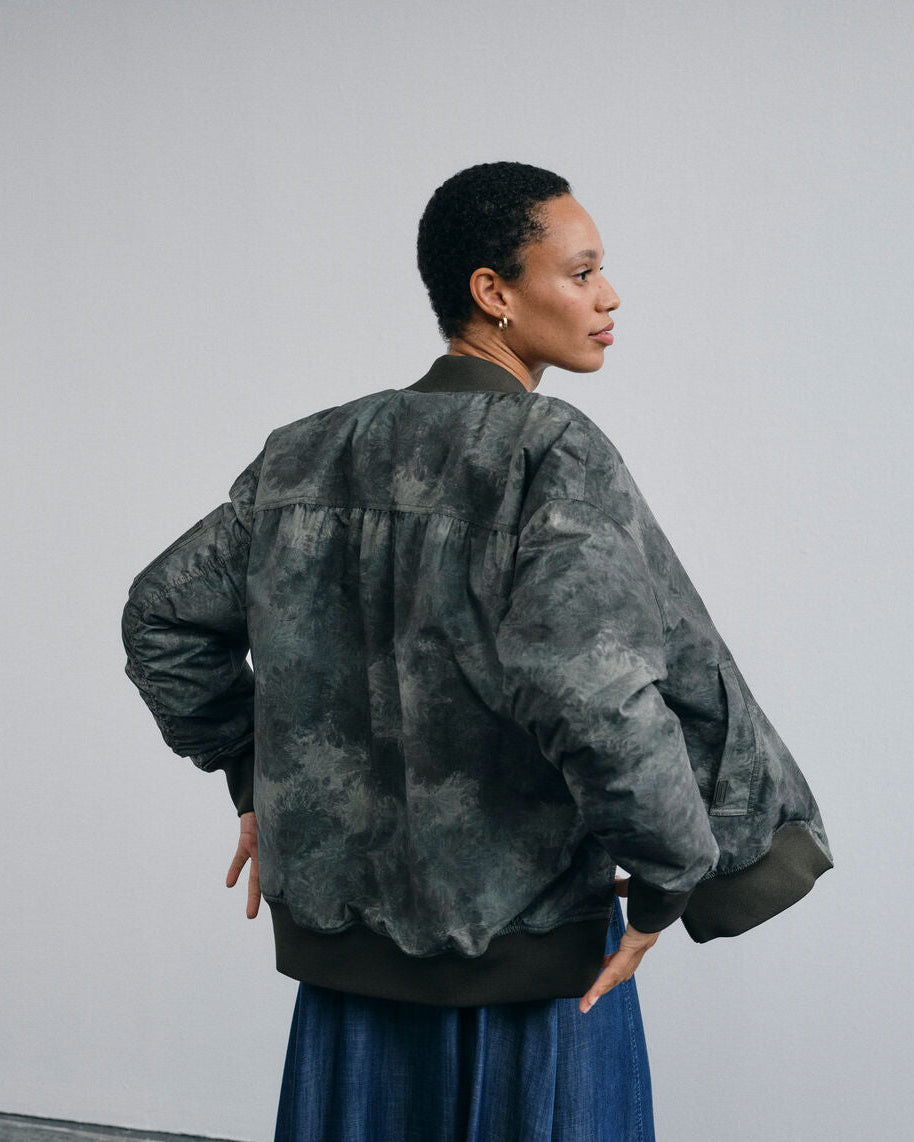 Modelshot / Olive Night / Detail